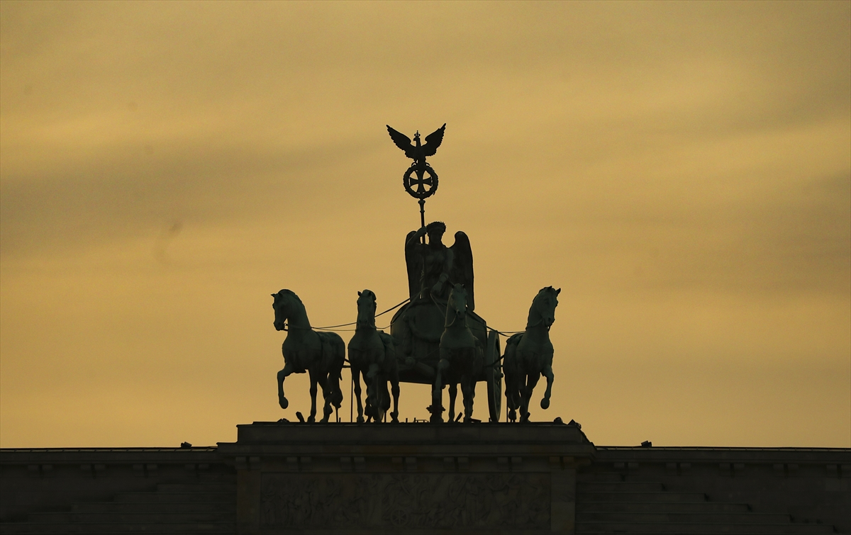 Berlin Duvarı'nın yıkılışının 35. yılı