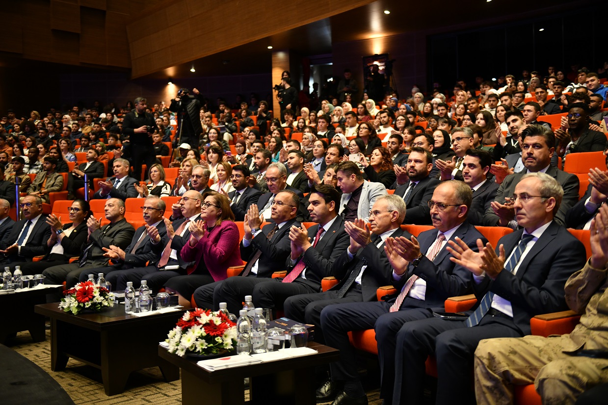 Uluslararası Öğrenci Bilimler Kongresi Gaziantep’te başladı