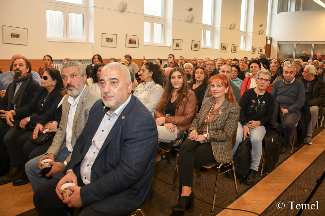 Merdan Yanardağ: “Demokratik ve Laik Türkiye İçin Mücadele Etmeliyiz”