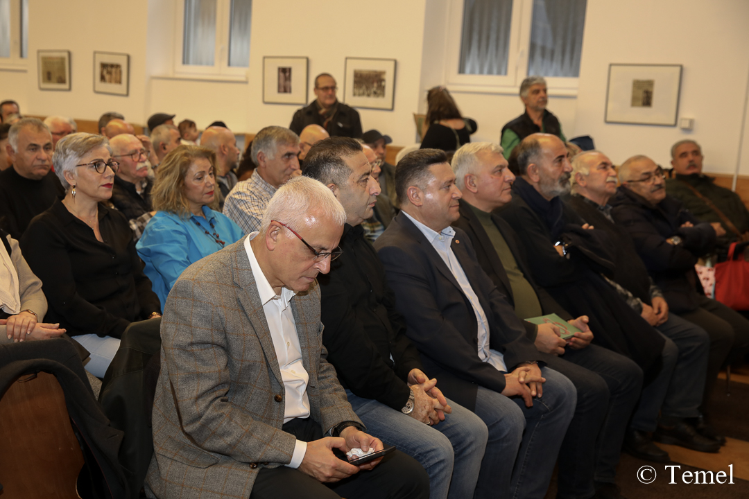 Merdan Yanardağ: “Demokratik ve Laik Türkiye İçin Mücadele Etmeliyiz”