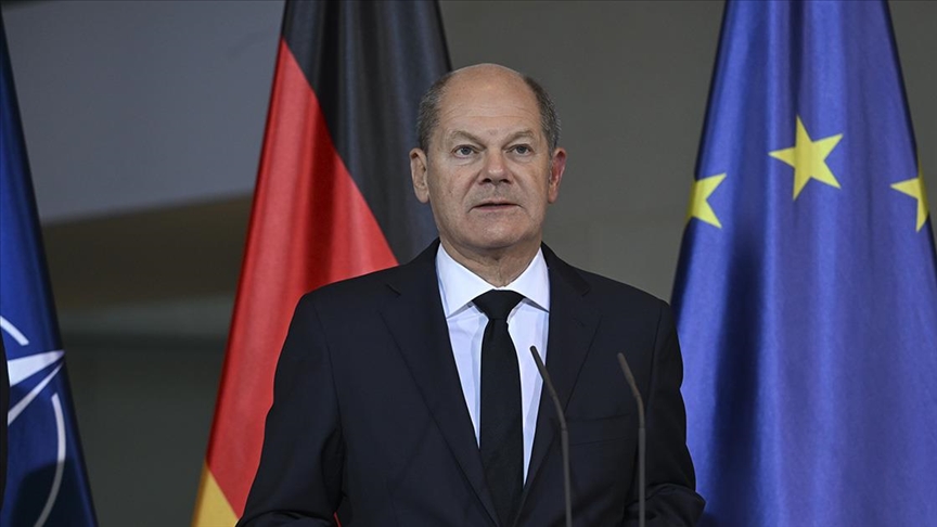 Scholz: NATO, Atlantik'in her iki tarafında ortak güvenliğimizin temelidir