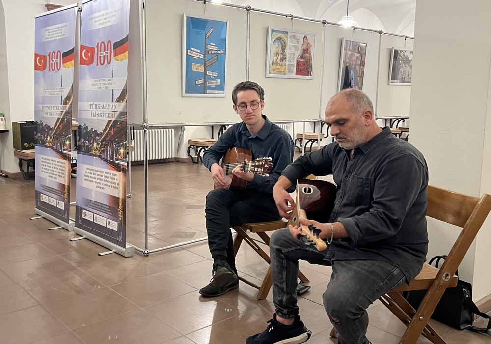 Türk-Alman ilişkilerinin 100. yılı resim sergisi etkinlikleri törenle açıldı