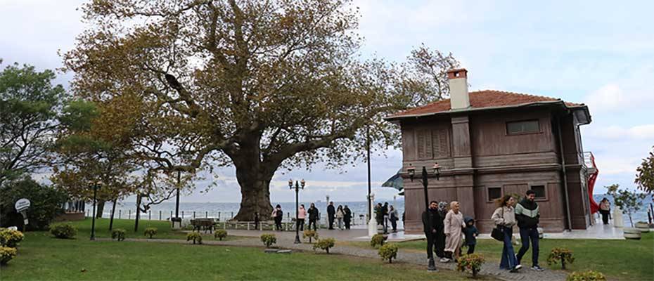 Yalova’daki Yürüyen Köşk, Atatürk’ün ebediyete intikalinin 86’ncı yılında ziyaretçileri ağırladı
