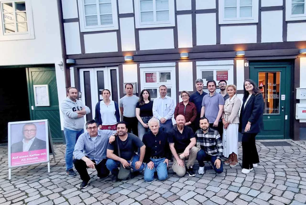 Türkiye Kökenli Doktorlardan SPD Hamburg Milletvekili Ali Şimşek ve Hamburg Sağlık Bakanlığı’na Teşekkür!