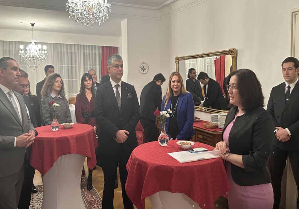 Nürnberg’de 24 Kasım Öğretmenler Günü Coşkuyla Kutlandı
