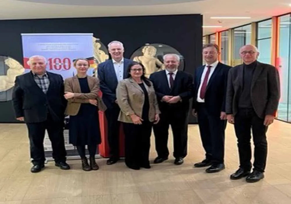 “4 Nesil Türkler Resim Sergisi Projesi” Würzburg’dan start aldı