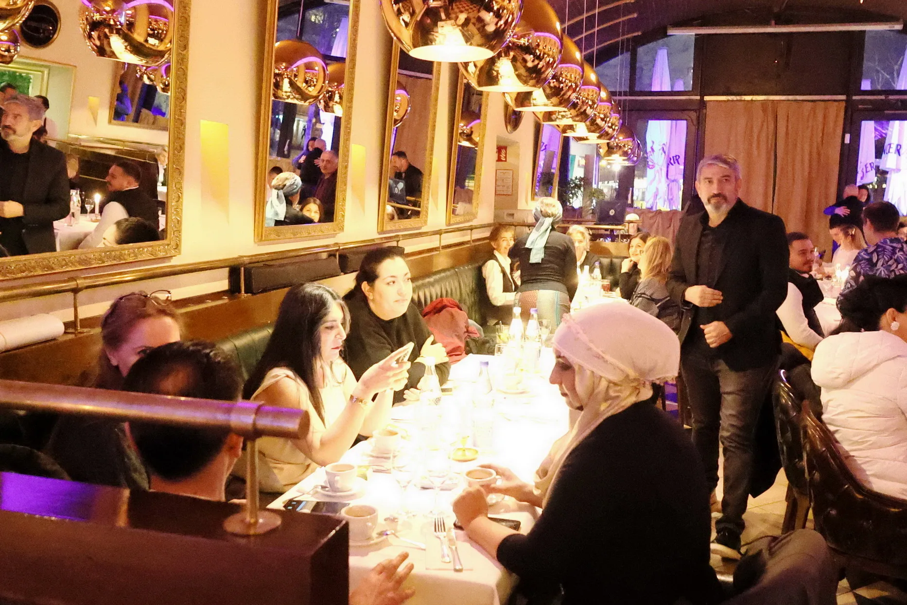 DETA-MED Sağlık Hizmetleri 25. Yıl Özel Noel ve Yeni Yıl Yemeği