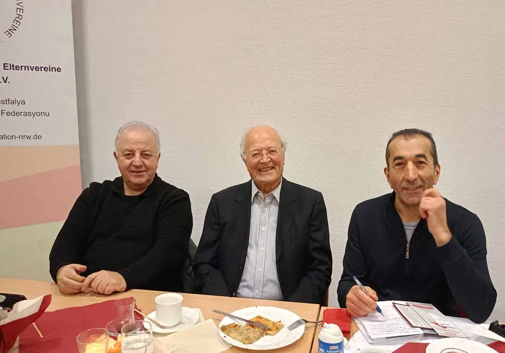 Dortmund’da Türk Toplumunun Dünü, Bugünü ve Yarını Ele Alındı