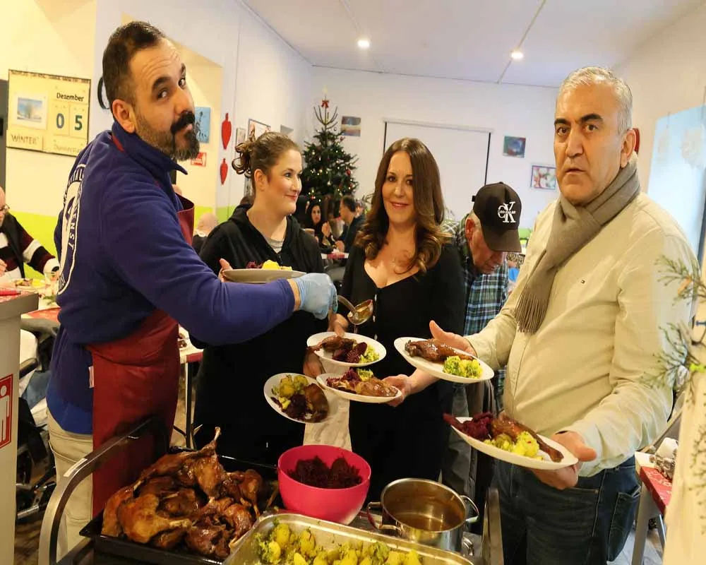 Can-Vital Bakımevi’nden Yılın İlk Noel Yemeği Büyük Katılımla Gerçekleşti