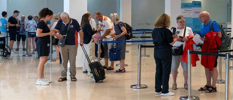 Antalya 36 “yüzen otelle” gelen yaklaşık 57 bin turisti ağırladı