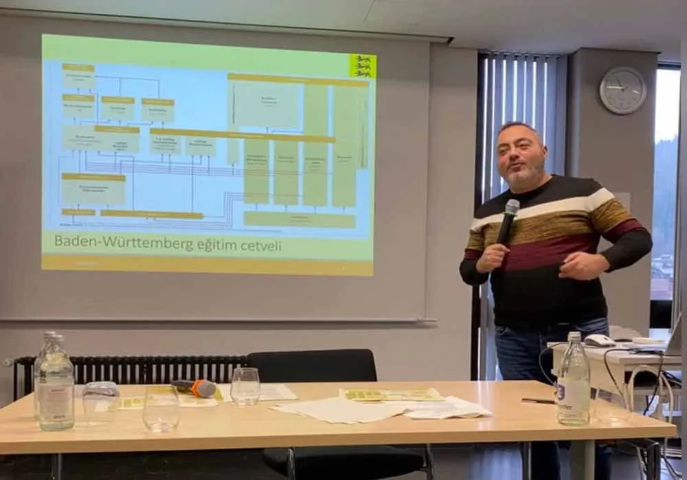 Baden-Württemberg’de Türkçe Öğretmenlerine Yönelik Seminerin Yoğun Geçti