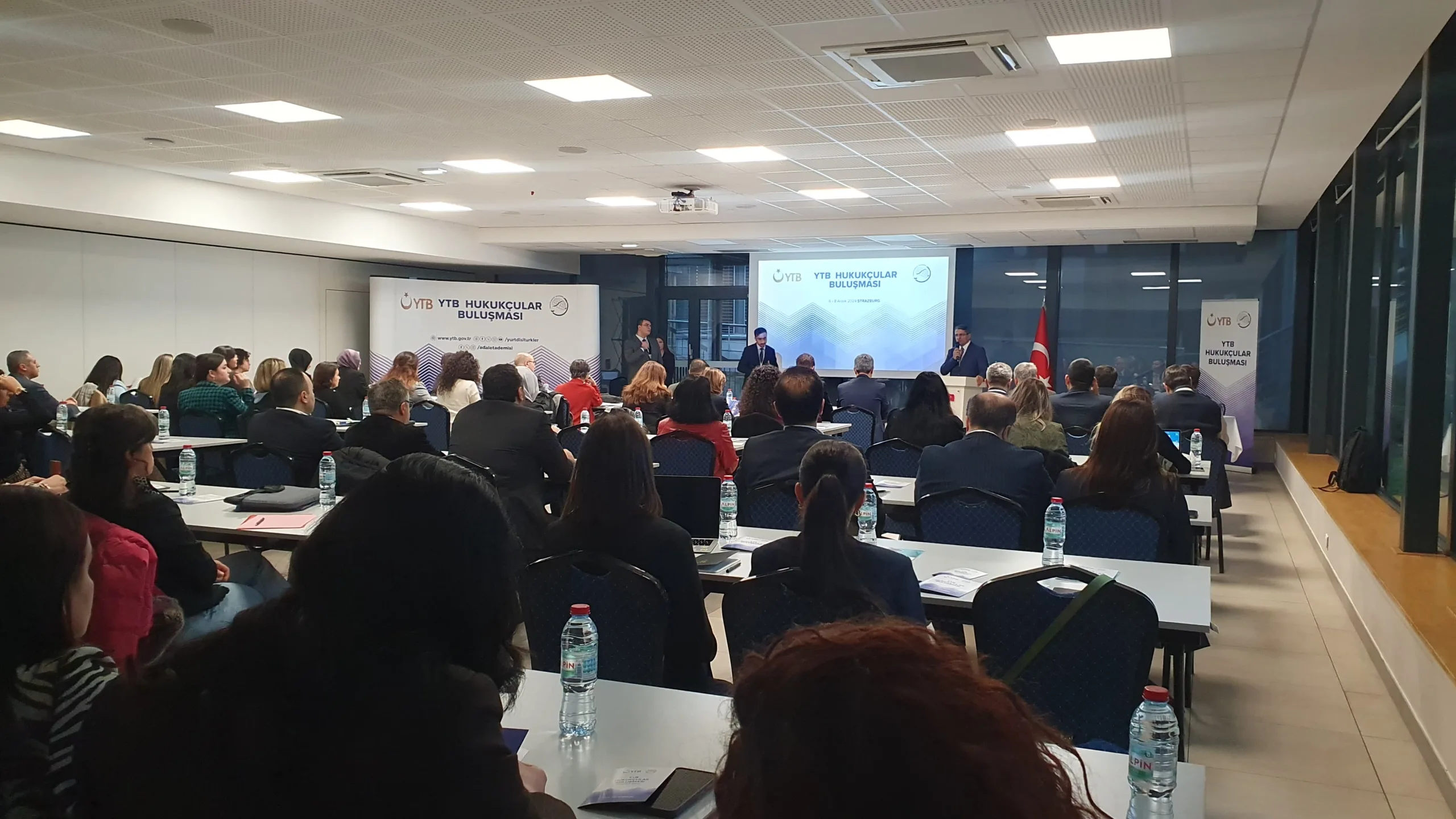YTB HUKUKÇULAR BULUŞMASI STRAZBURG’DA GERÇEKLEŞTİ