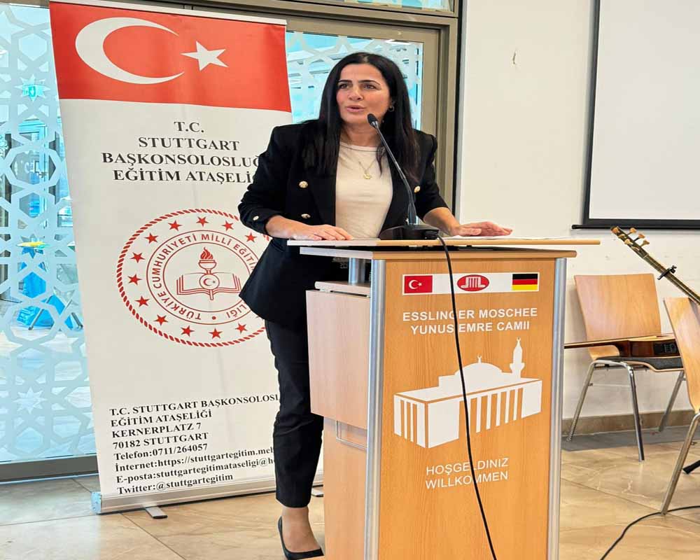 Öğretmenler Günü Stuttgart’ta Coşkuyla Kutlandı