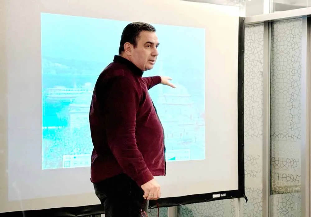 Berlin’de “Değer Odaklı Liderlik ve Yönetim” Konferansı Düzenlendi