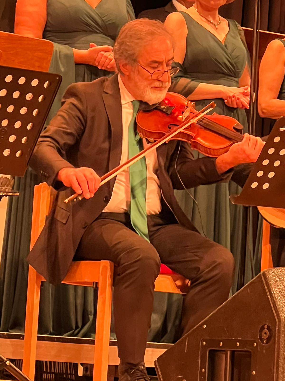 Berlin'de Türk Sanat Müziği Coşkusu: "Yalnızlık Paylaşıldıkça Azalır" Temalı Unutulmaz Konser