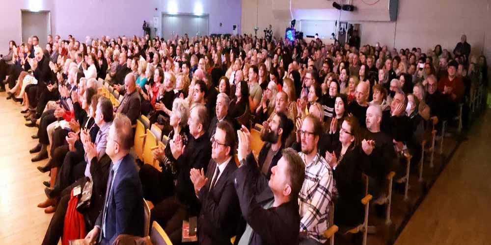 Berlin'de Türk Sanat Müziği Coşkusu: "Yalnızlık Paylaşıldıkça Azalır" Temalı Unutulmaz Konser