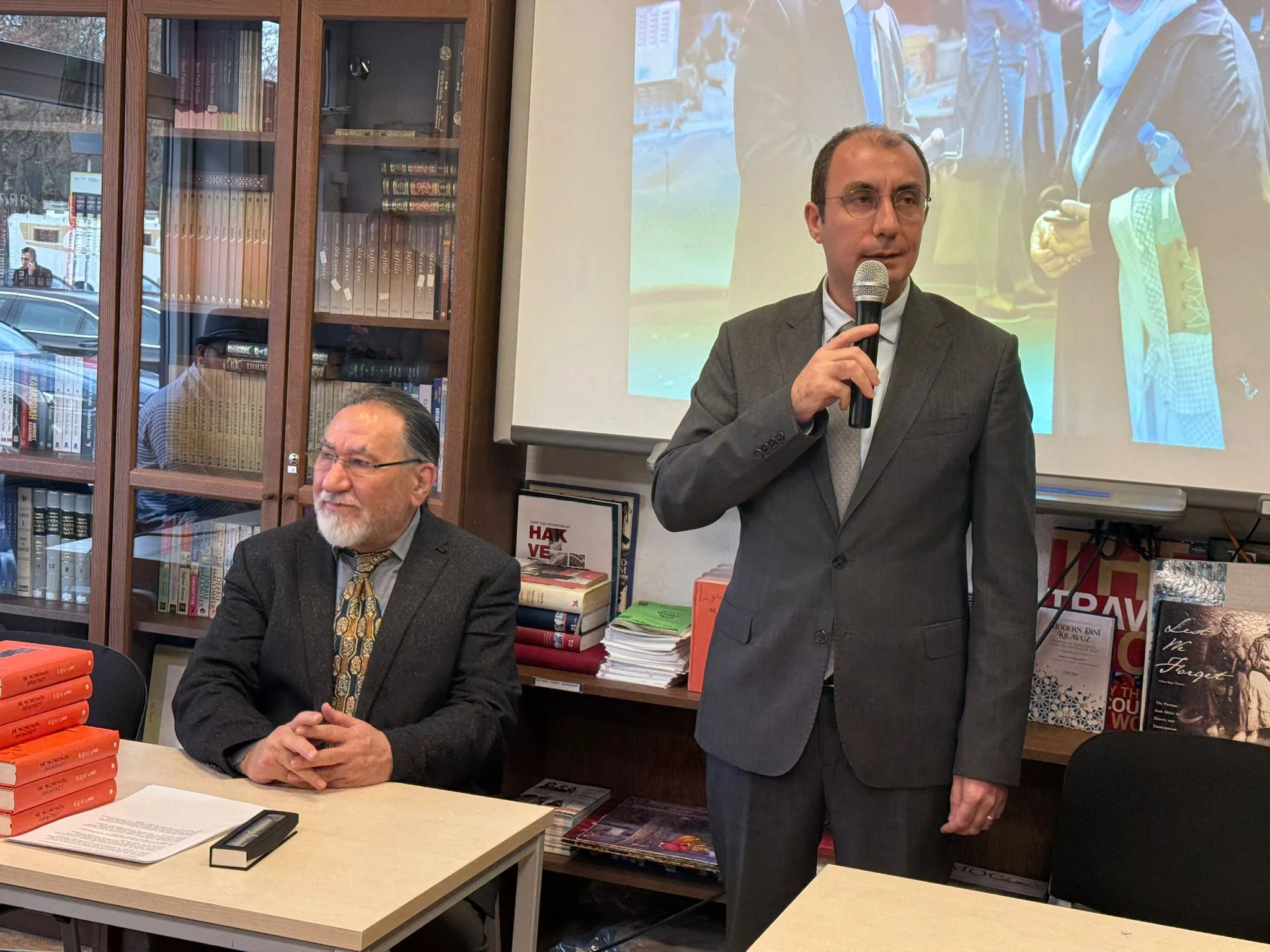 Berlin Türk Eğitim Derneği 25. Yılını Coşkuyla Kutladı