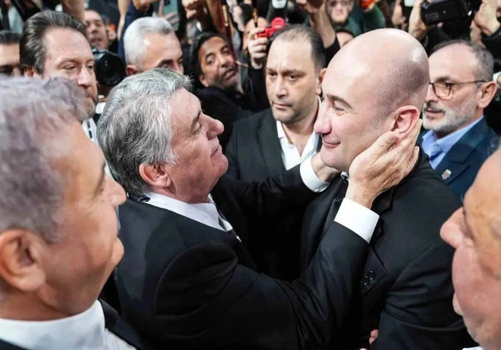 BEŞİKTAŞ’IN YENİ DÖNEMİ: SERDAL ADALI BAŞKAN SEÇİLDİ