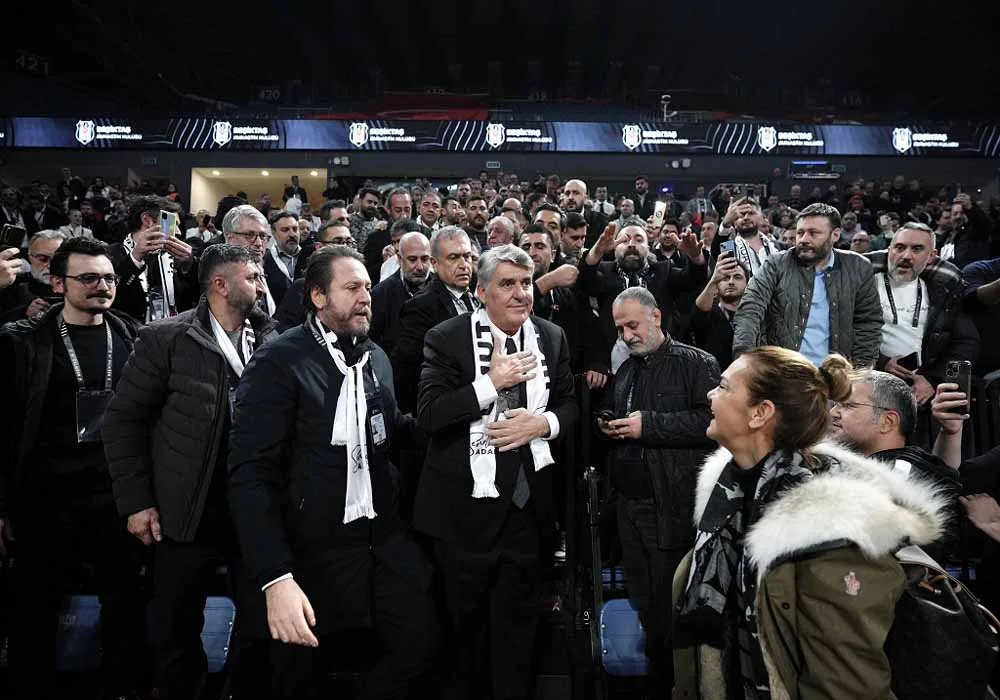 BEŞİKTAŞ’IN YENİ DÖNEMİ: SERDAL ADALI BAŞKAN SEÇİLDİ