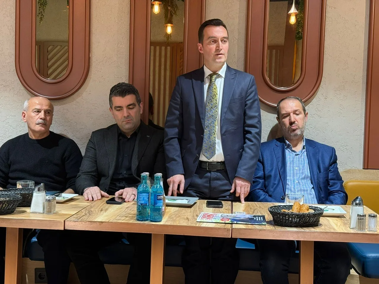 BERLİN’DE GAZETECİLER TOPLANDI