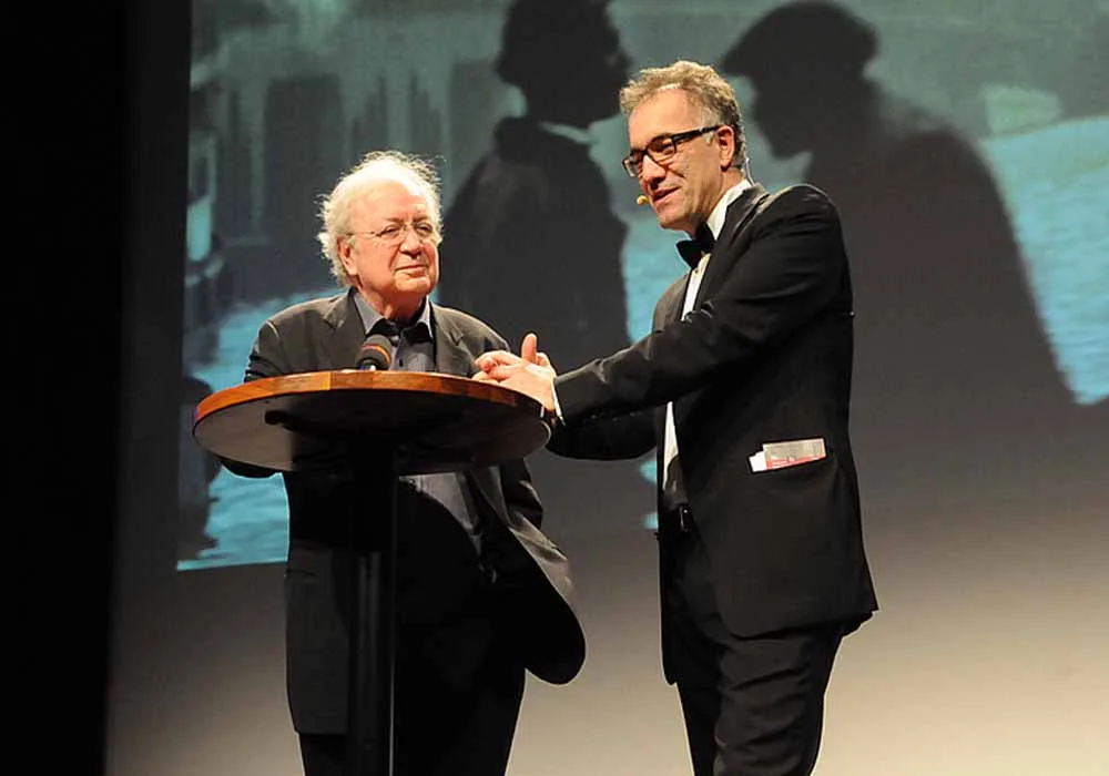 Türkiye Almanya film festivalin onur ödülleri Nur Sürer ve Osman Okkan’a