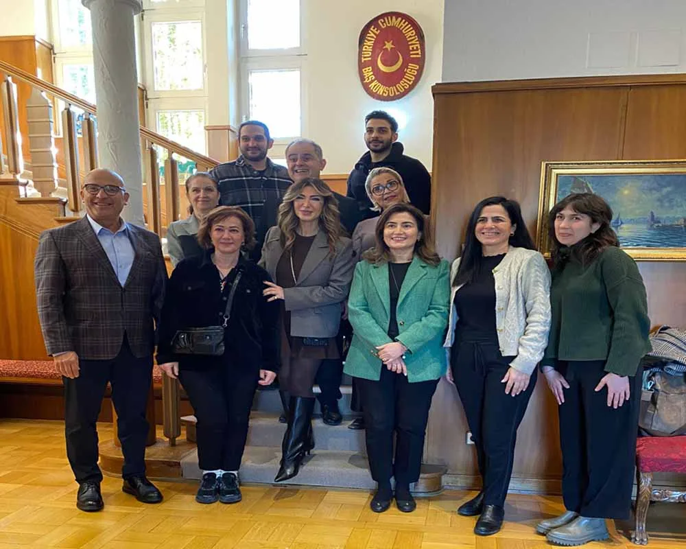 Stuttgart’ta “Gönül Gözüyle” Programı Büyük İlgi Gördü