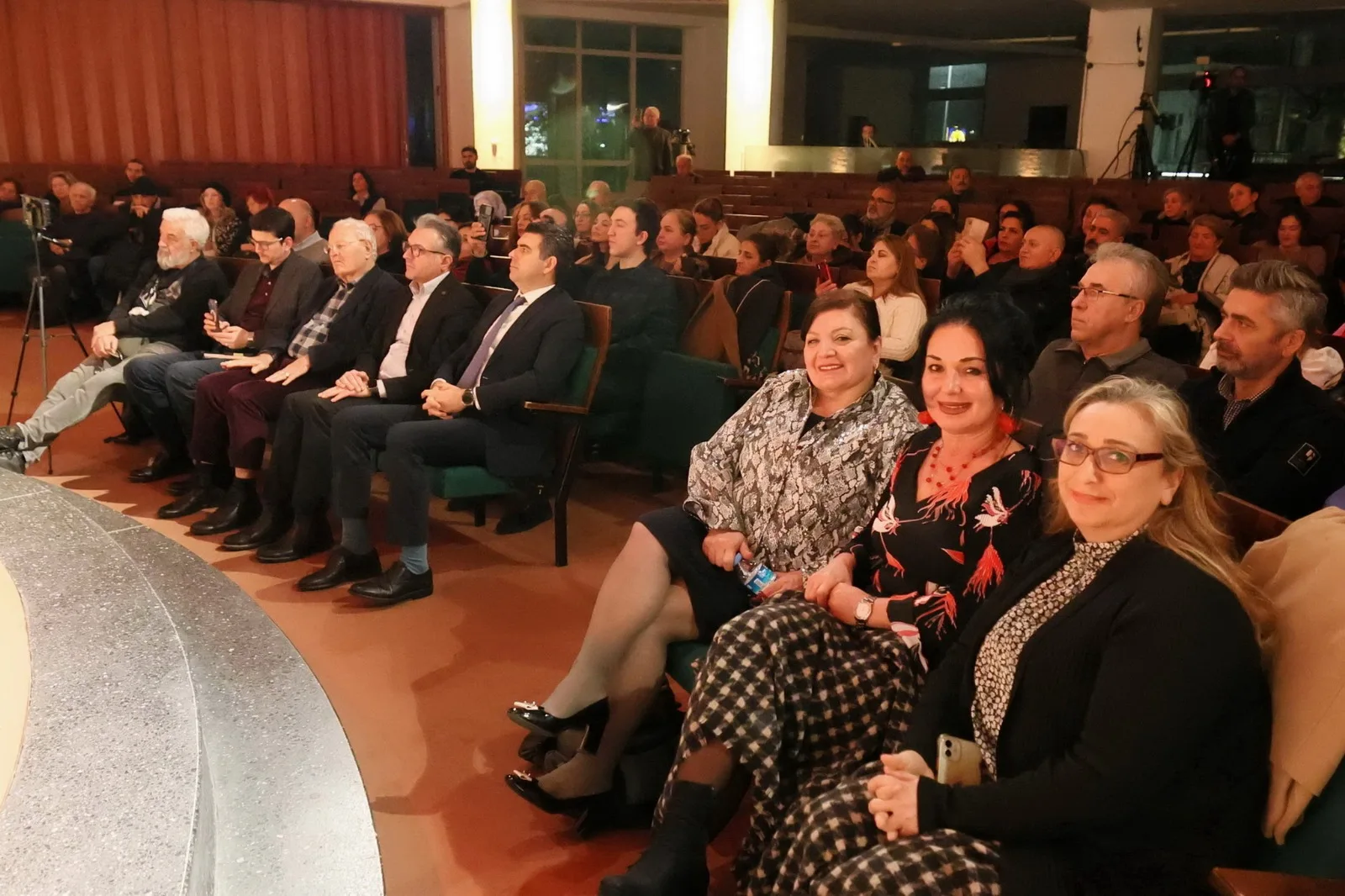 Berlin'de Dokunaklı Bir Şiir Akşamı