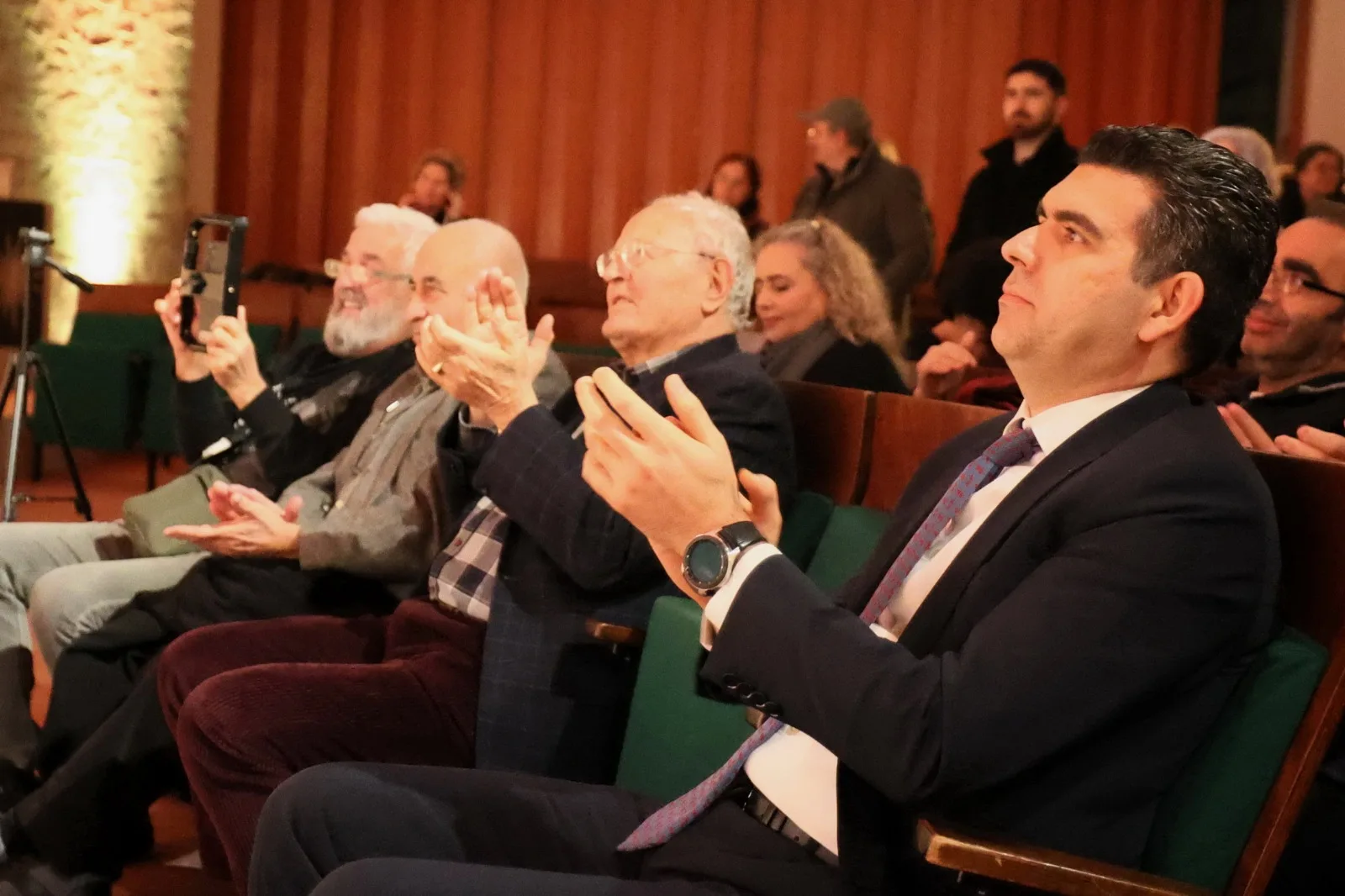 Berlin'de Dokunaklı Bir Şiir Akşamı