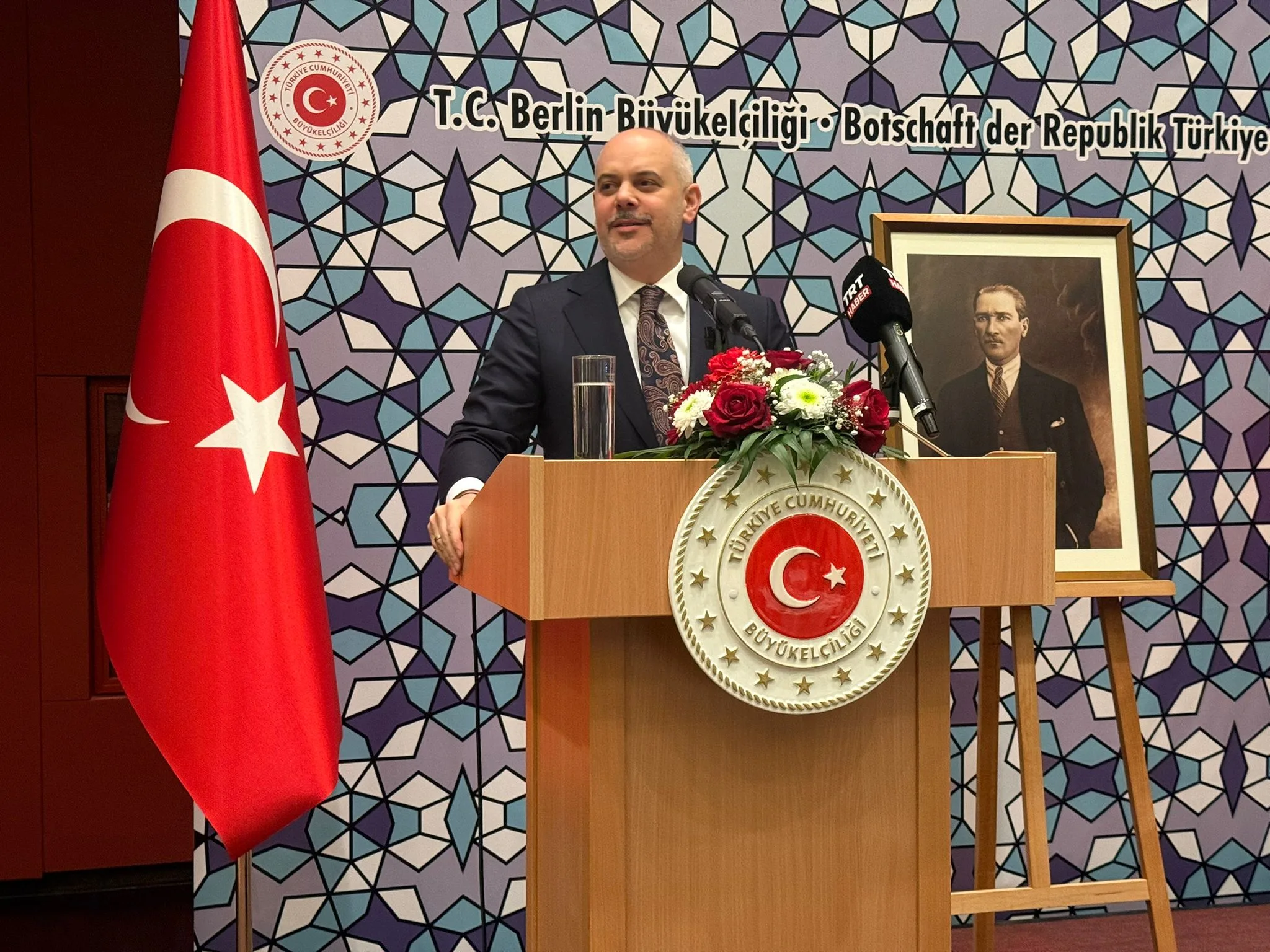 Cumhurbaşkanı Dış Politika ve Güvenlik Başdanışmanı Kılıç, Berlin'de