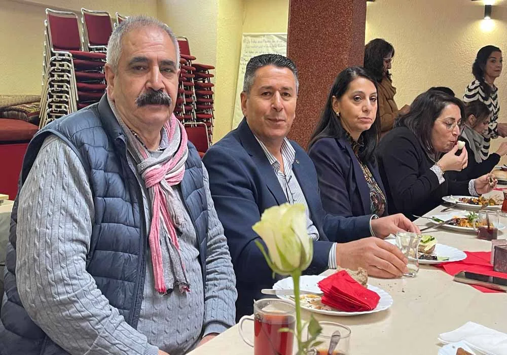 Hamm AKM'de Kahvaltılı Toplantı: Toplum ve Siyaset Bir Arada
