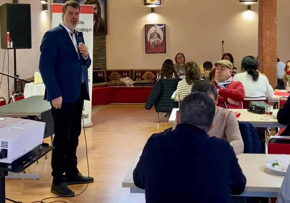 Hamm AKM'de Kahvaltılı Toplantı: Toplum ve Siyaset Bir Arada