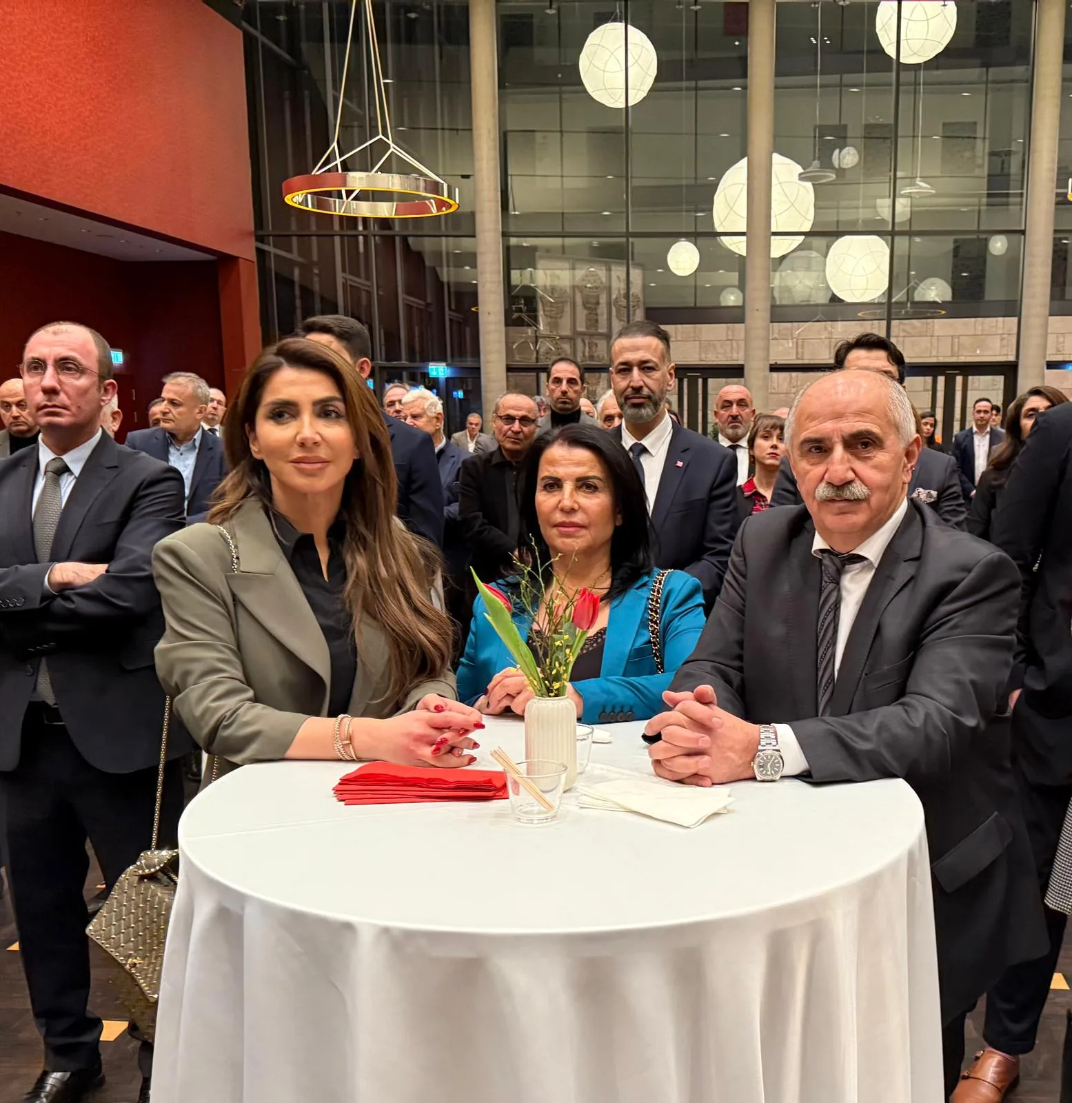 Büyükelçi Şen’den Berlin’e Duygusal Veda Resepsiyonu