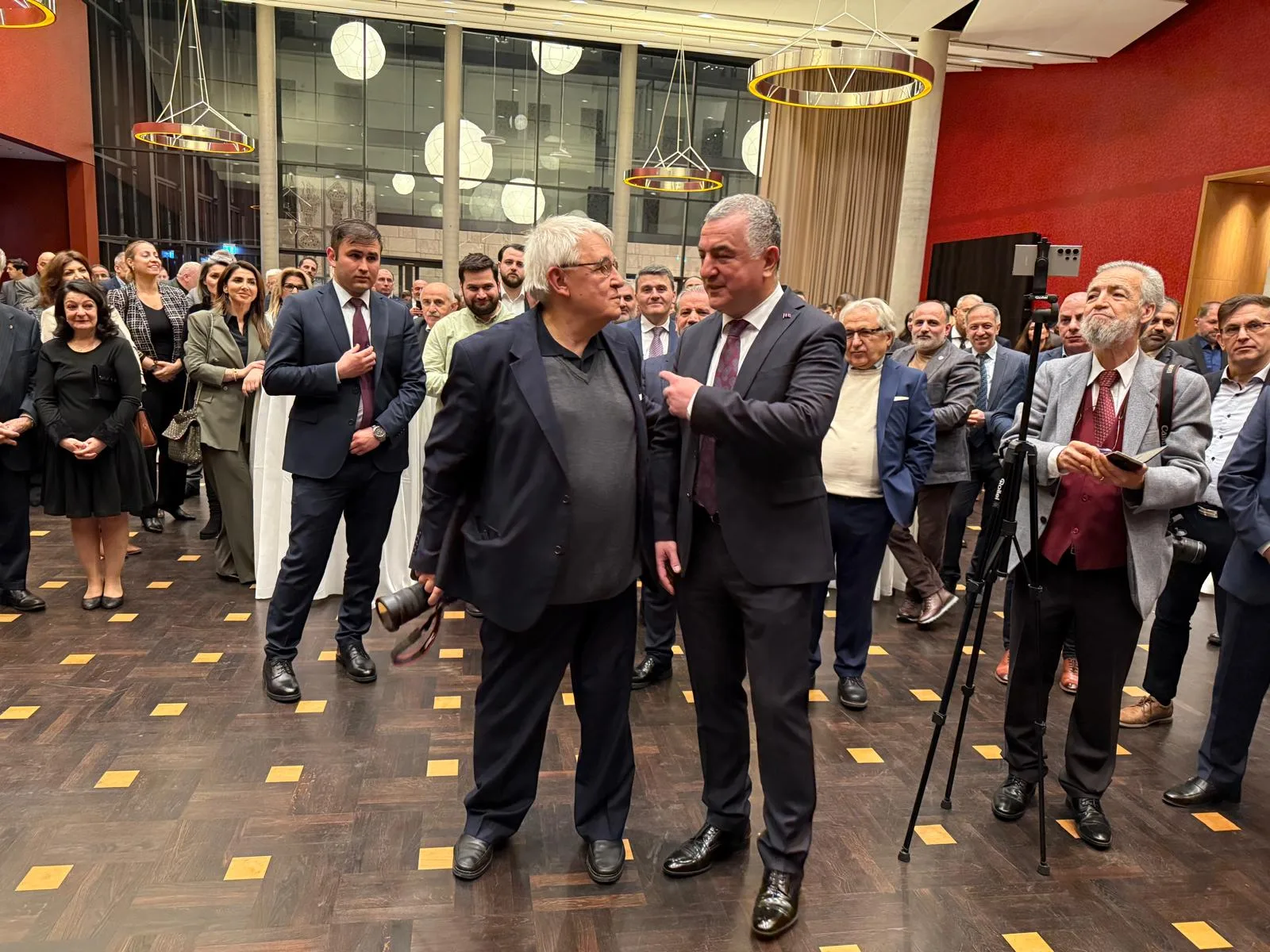 Büyükelçi Şen’den Berlin’e Duygusal Veda Resepsiyonu