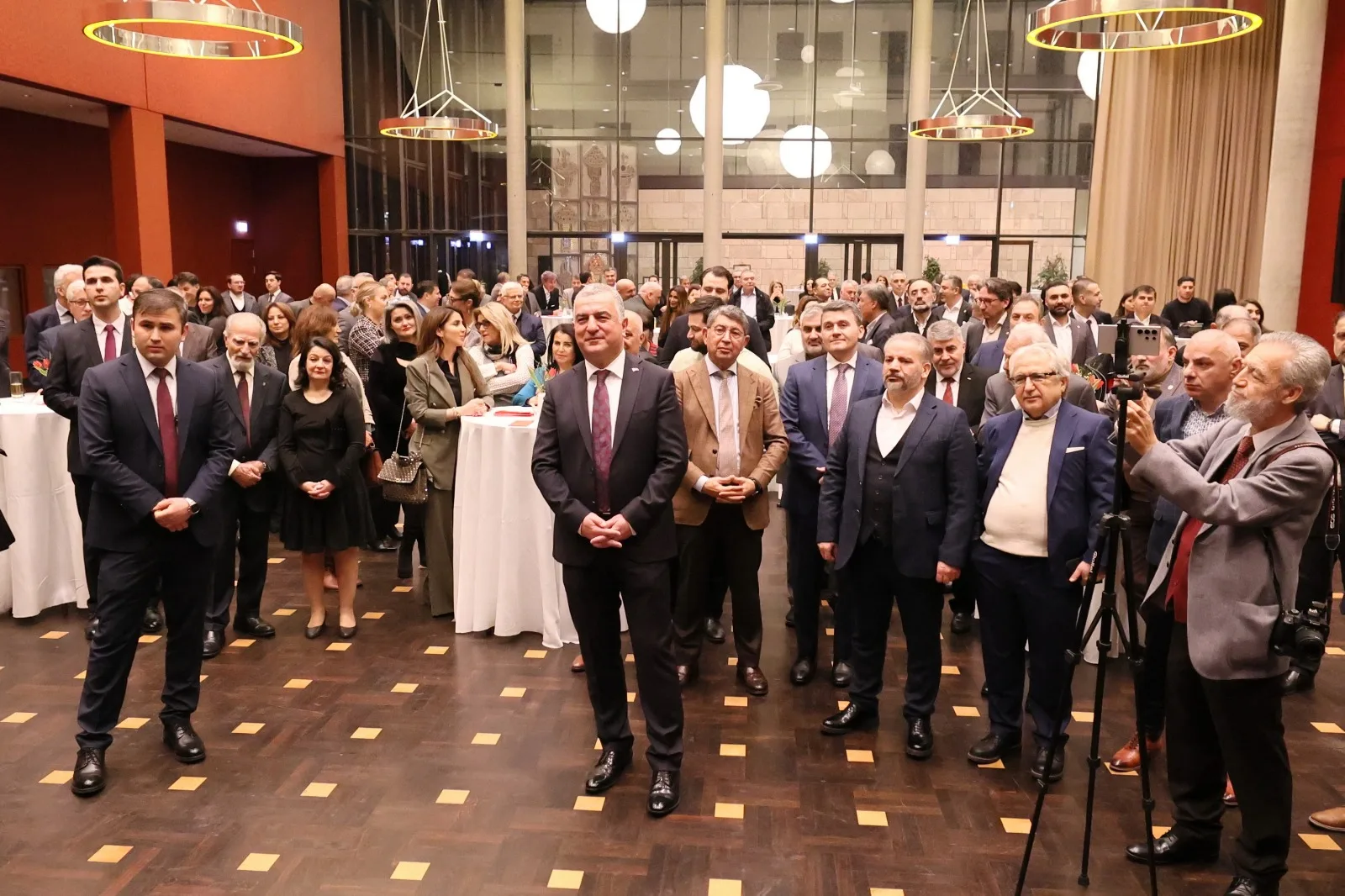 Büyükelçi Şen’den Berlin’e Duygusal Veda Resepsiyonu