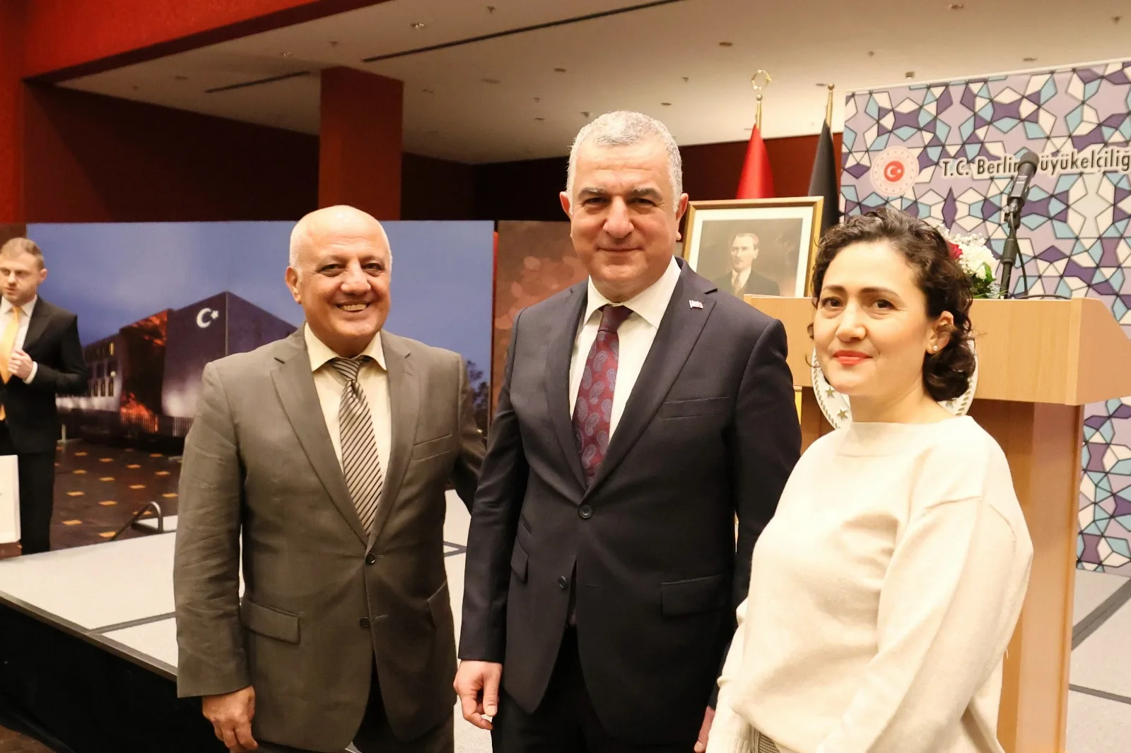 Büyükelçi Şen’den Berlin’e Duygusal Veda Resepsiyonu