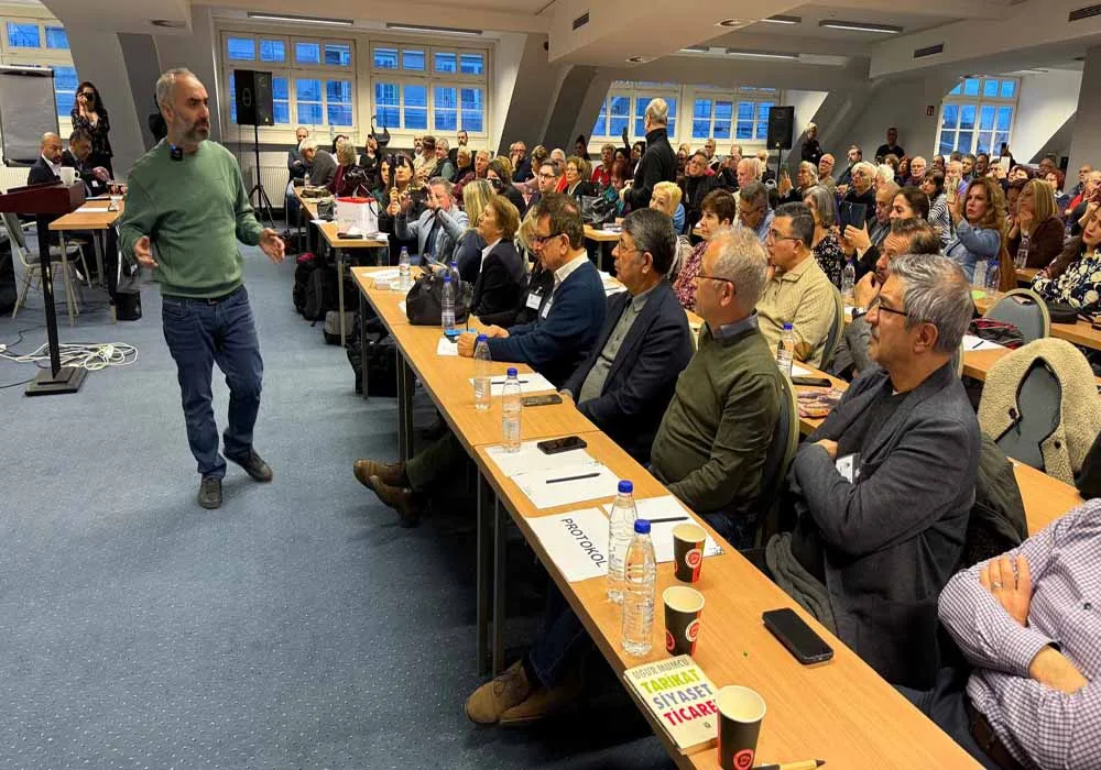 Uğur Mumcu Berlin’de anıldı