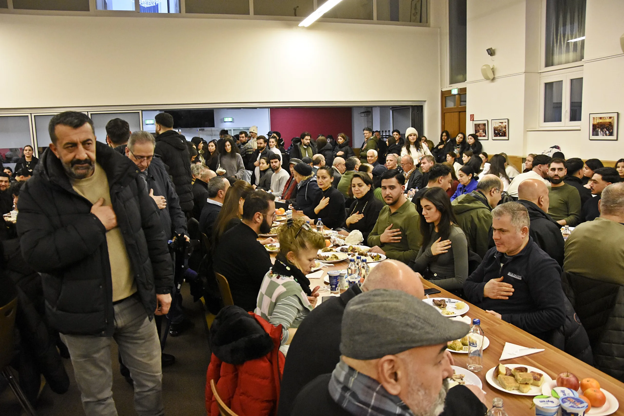 Berlin’de Hızır Orucu Günleri Cem Erkânıyla Son Buldu