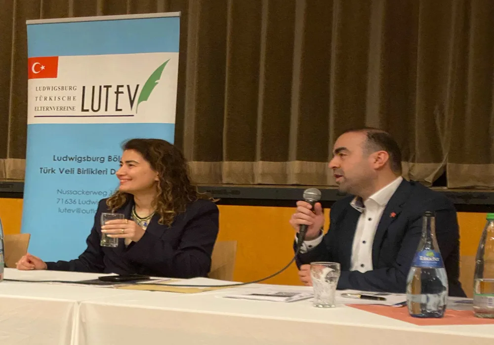 Ludwigsburg’da Konsolosluk Bilgilendirme Toplantısına Yoğun Katılım!