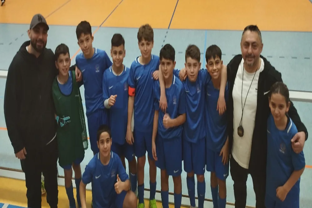 Berlin Aziz Nesin İlkokulu, Futsal Şampiyonası'nda Tarihi Zafer Kazandı!