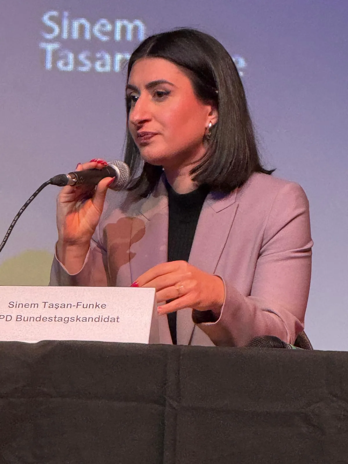 Almanya Federal Seçimleri öncesinde TDU'da Düzenlenen Politik Panel Yoğun İlgi Gördü