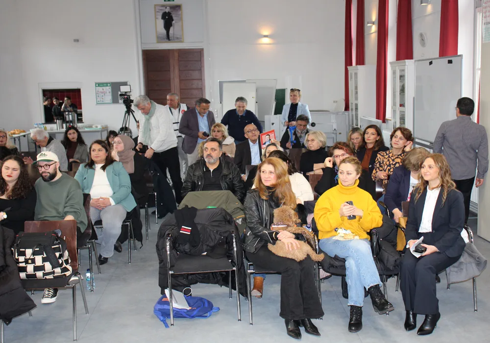 Kadın Milletvekili Adayları Siyasetteki Zorlukları Konuştu