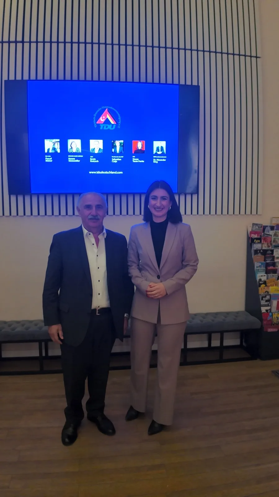 Almanya Federal Seçimleri öncesinde TDU'da Düzenlenen Politik Panel Yoğun İlgi Gördü