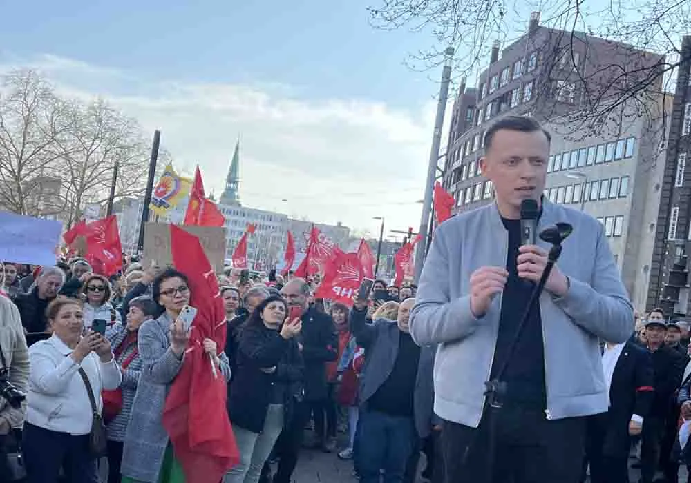 Hannover CHP Birliği'nden Demokrasi ve Adalet İçin Güçlü Protesto