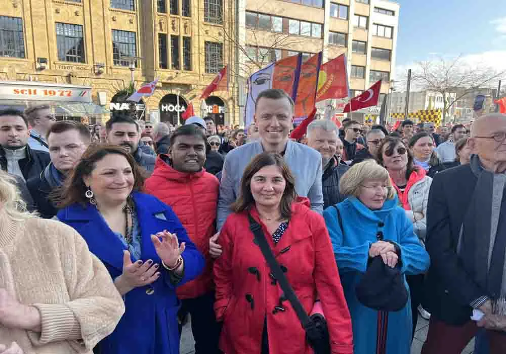 Hannover CHP Birliği’nden Demokrasi ve Adalet İçin Güçlü Protesto