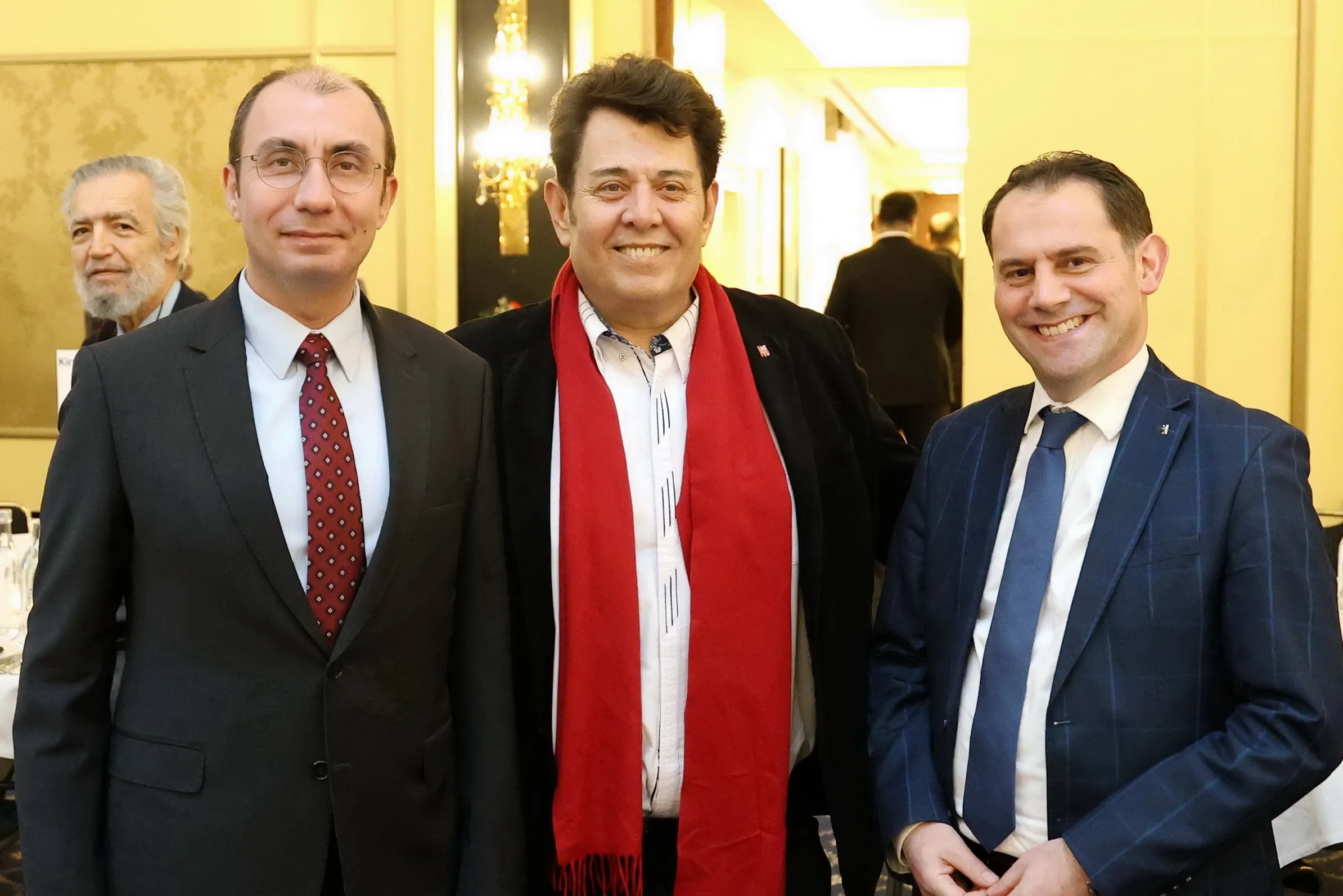 Berlin’de NETU’nun İftar Programı Yoğun Katılımla Gerçekleşti