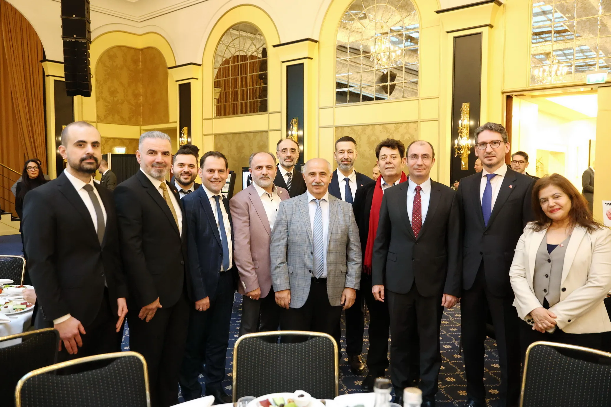 Berlin’de NETU’nun İftar Programı Yoğun Katılımla Gerçekleşti