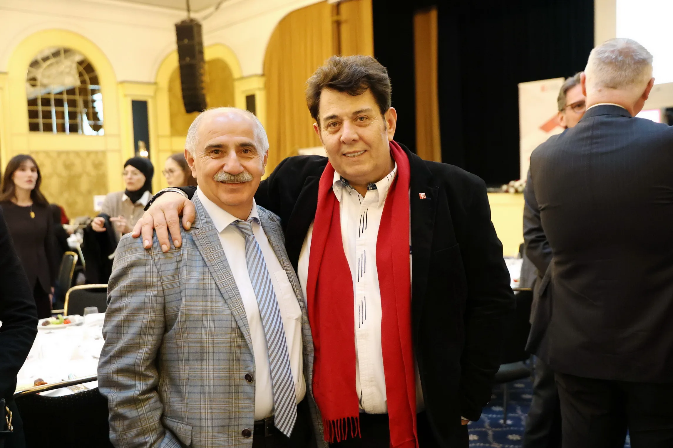 Berlin’de NETU’nun İftar Programı Yoğun Katılımla Gerçekleşti