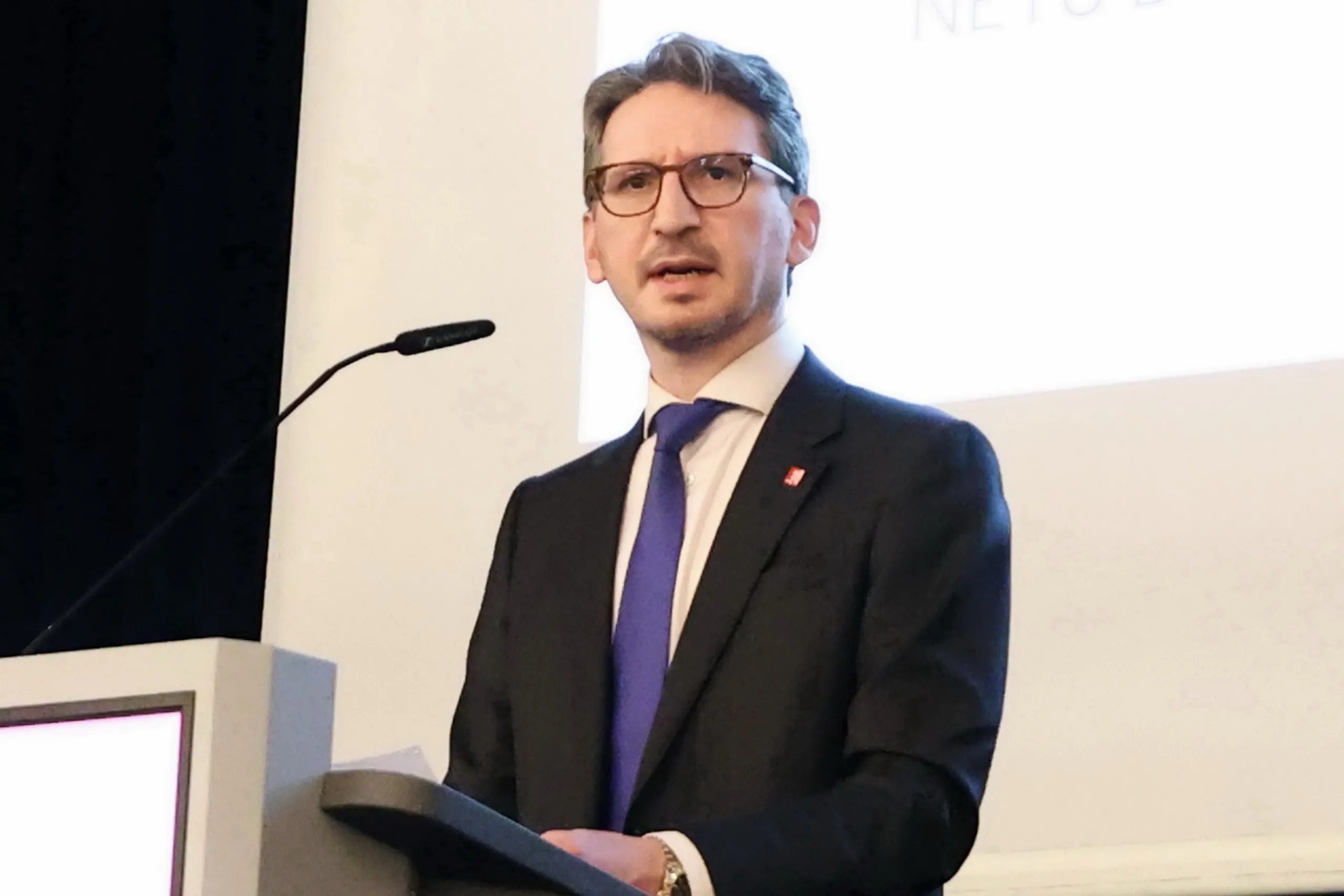 Berlin’de NETU’nun İftar Programı Yoğun Katılımla Gerçekleşti