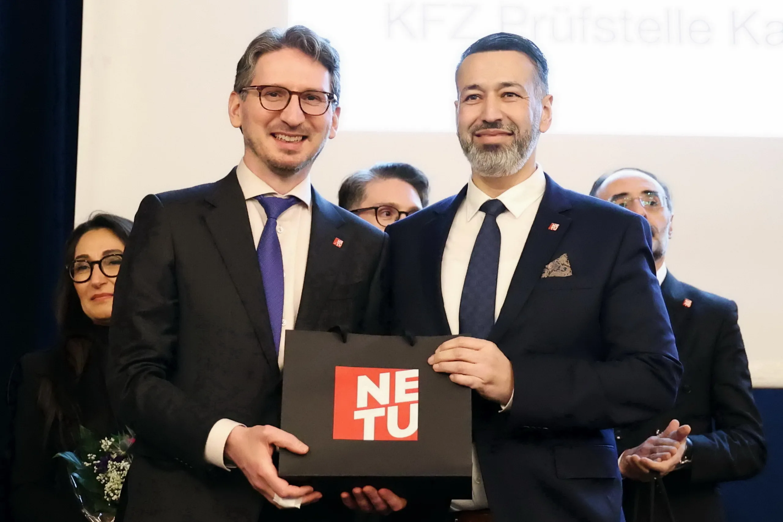 Berlin’de NETU’nun İftar Programı Yoğun Katılımla Gerçekleşti