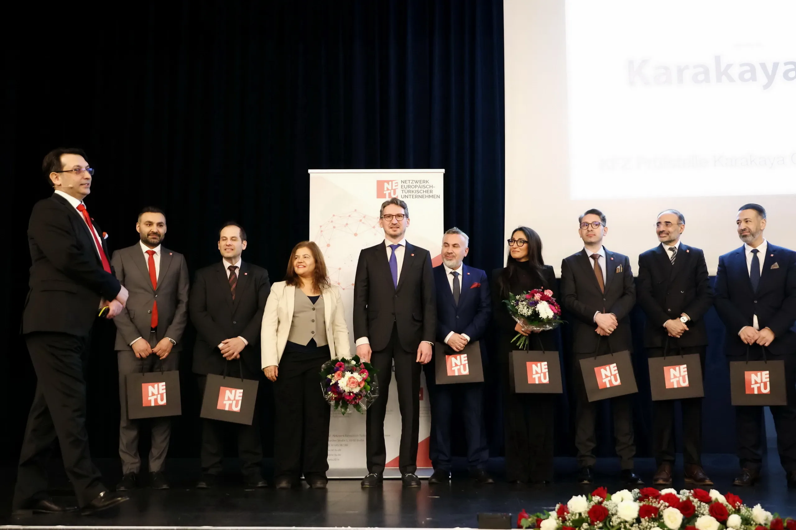 Berlin’de NETU’nun İftar Programı Yoğun Katılımla Gerçekleşti